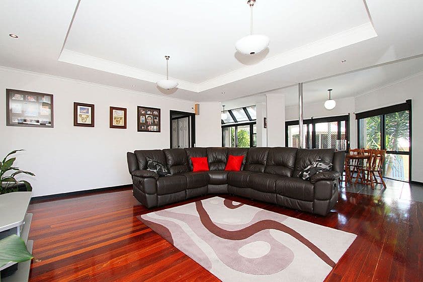 11 Randell Court, MILL PARK VIC 3082, Mill Park - Thumbnail 3
