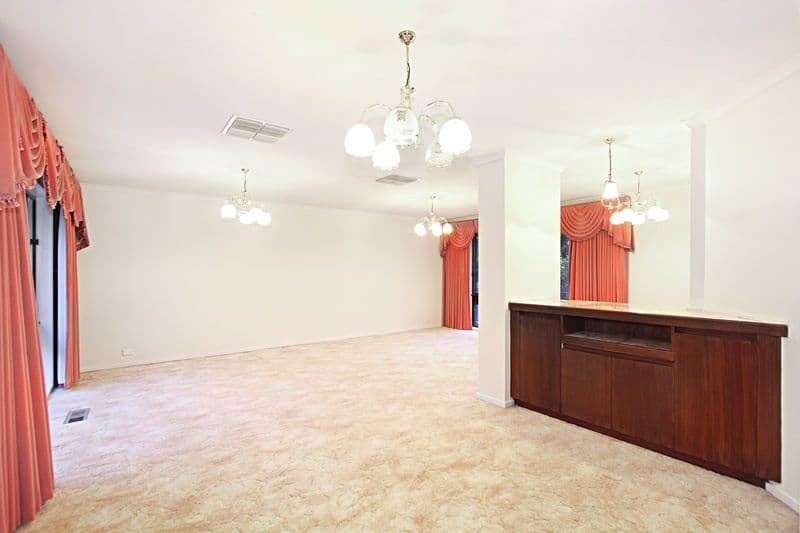 115 Hunt Crescent, CLARINDA VIC 3169, Clarinda - Thumbnail 3
