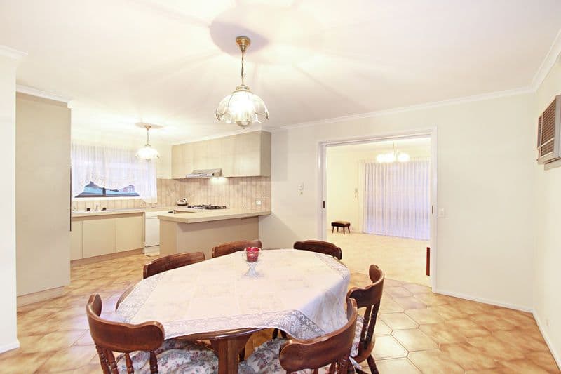 115 Hunt Crescent, CLARINDA VIC 3169, Clarinda - Thumbnail 5