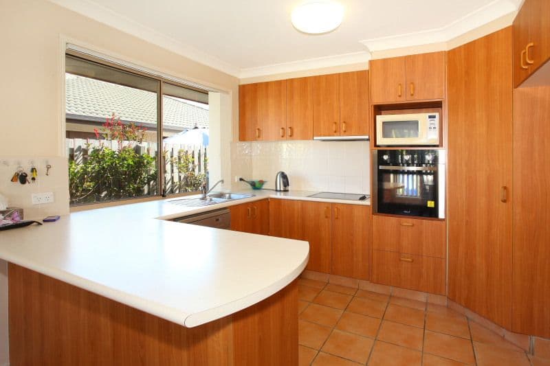 10 Eugene Drive, VARSITY LAKES QLD 4227, Varsity Lakes - Thumbnail 2