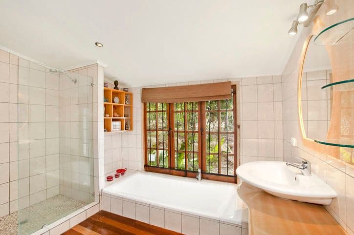 7 Carlyle Street, Red Hill QLD 4059, Red Hill - Thumbnail 6