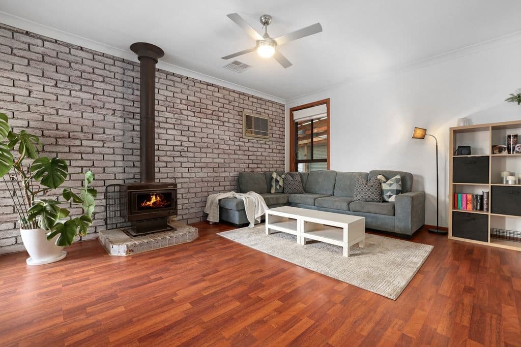 1 Macedon Street, Hoppers Crossing VIC 3029, Hoppers Crossing - Thumbnail 2