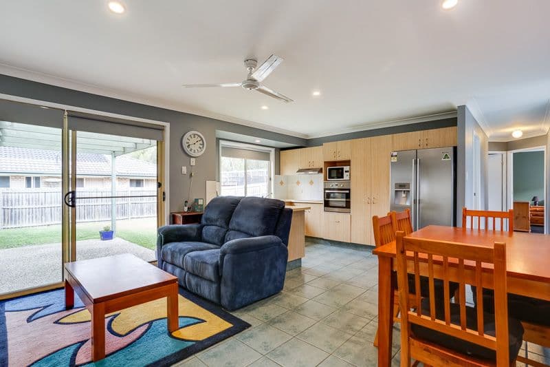 23 Bullen Circuit, Forest Lake QLD 4078, Forest Lake - Thumbnail 4