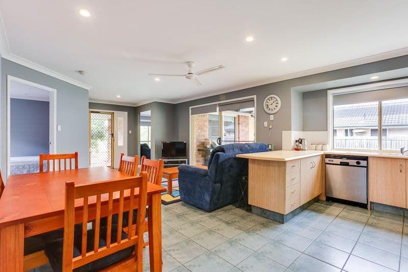 23 Bullen Circuit, Forest Lake QLD 4078, Forest Lake - Thumbnail 5