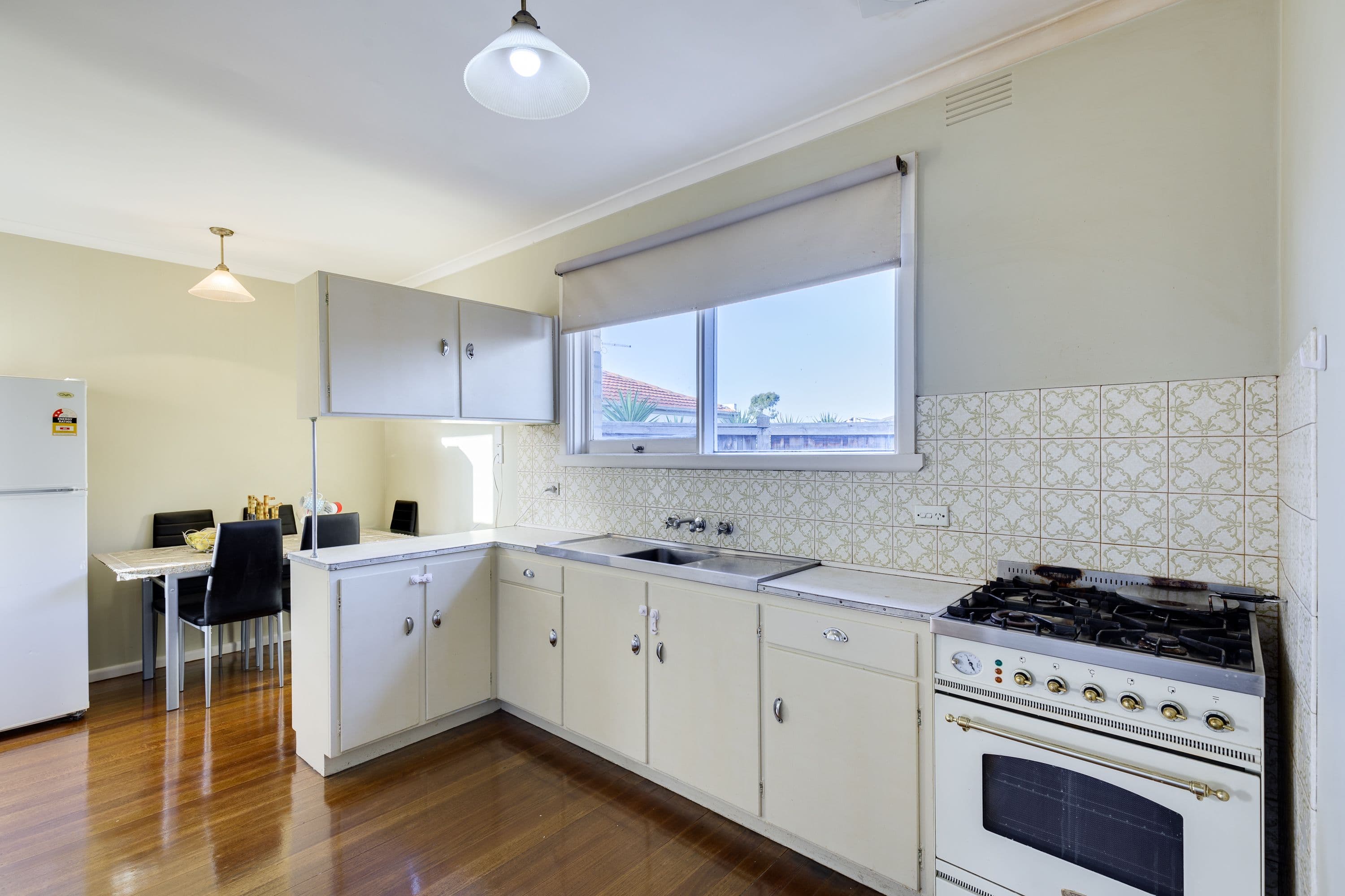 4 McCormack Avenue, Epping VIC 3076, Epping - Thumbnail 2