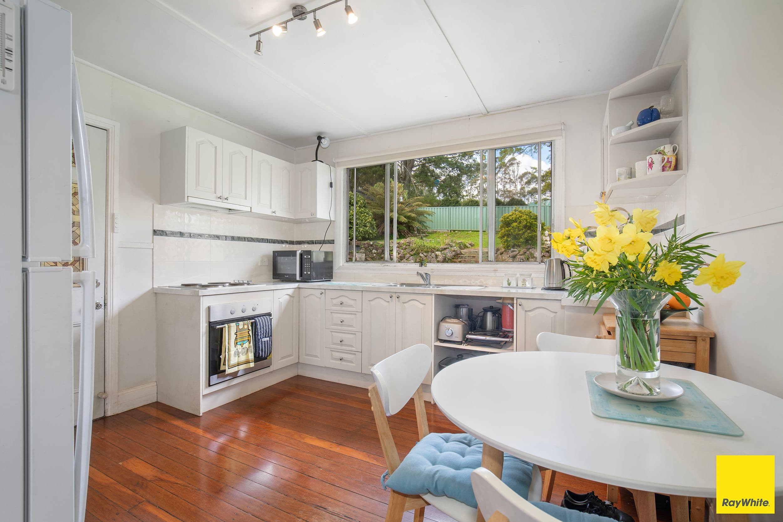 20 Myrtle Street, Dorrigo NSW 2453, Dorrigo - Thumbnail 2