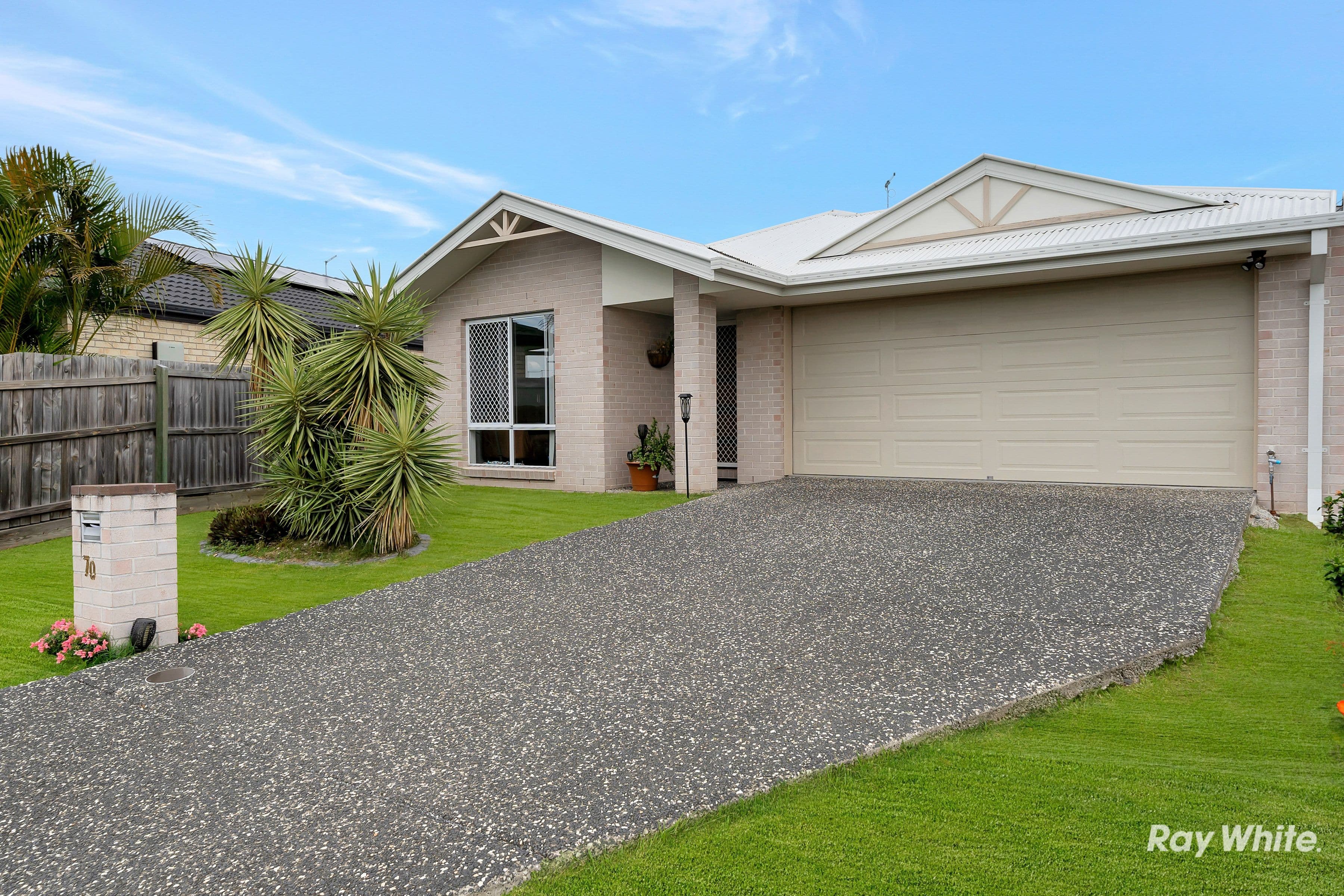 70 South Quarter Drive, Loganlea QLD 4131, Loganlea - Thumbnail 2