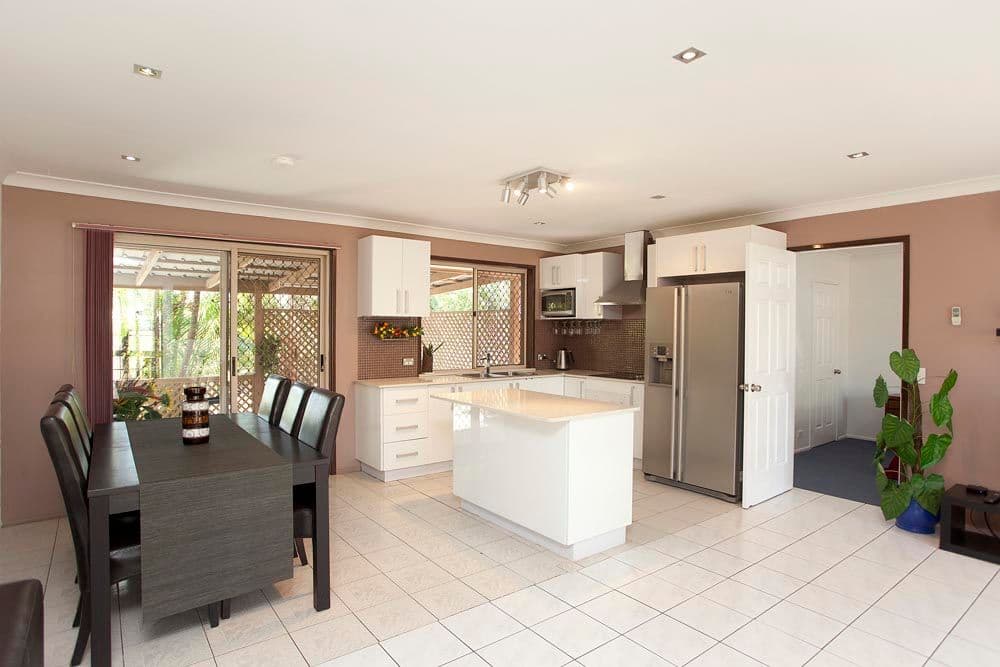 48 St Clair Crescent, WISHART QLD 4122, Wishart - Thumbnail 4
