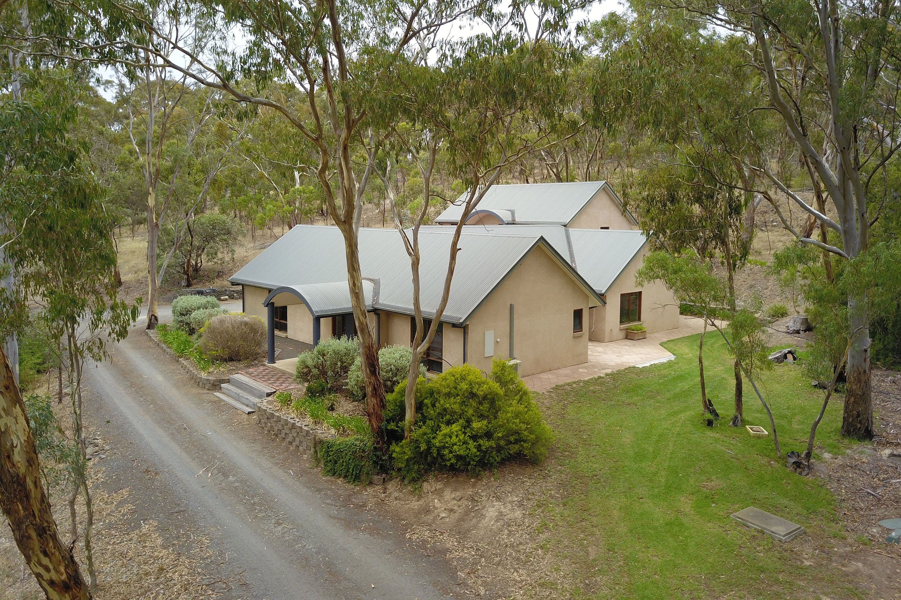 19 Quarry Road, Clare SA 5453, Clare - Thumbnail 2