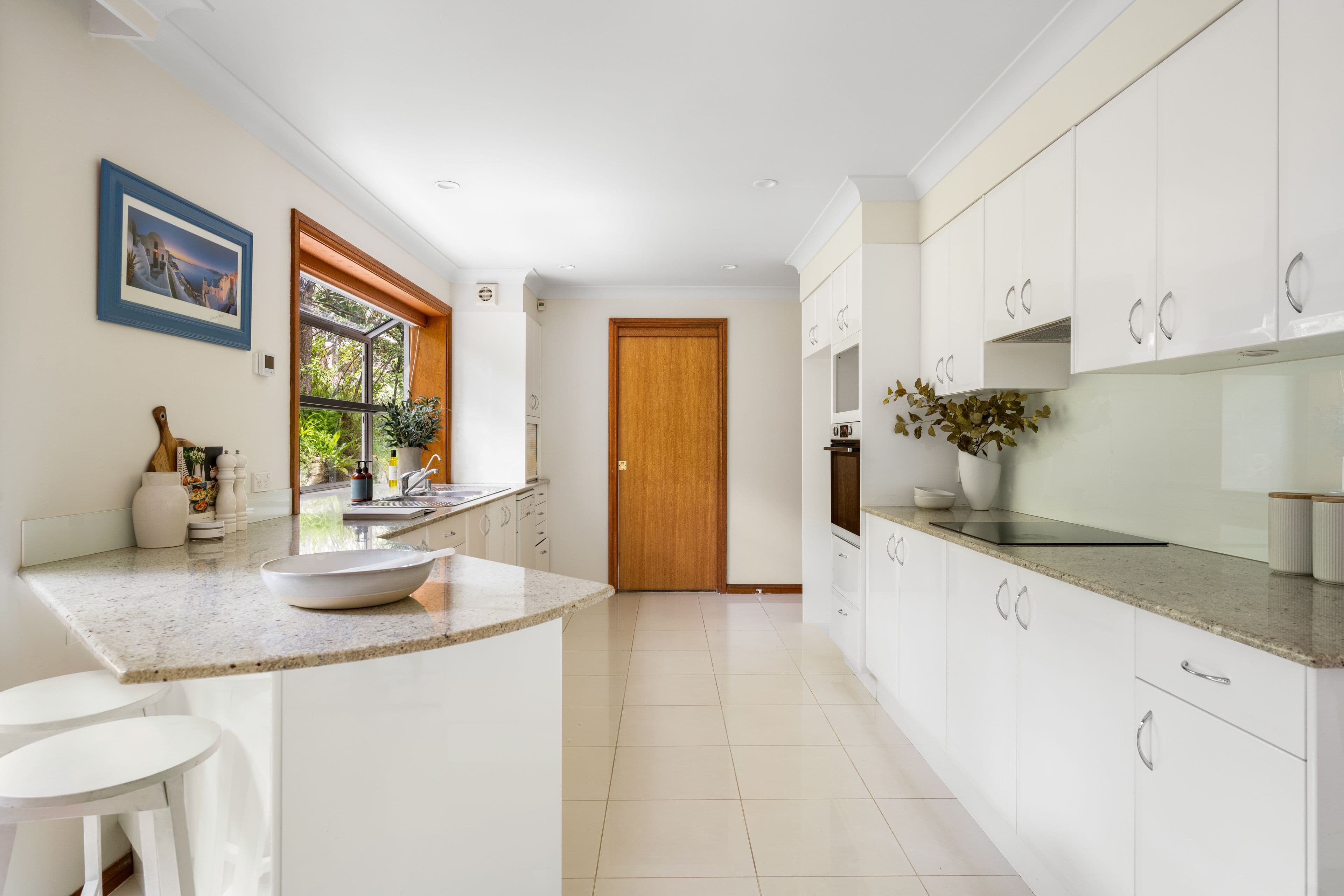 24 Sunnyside Crescent, Castlecrag NSW 2068, Castlecrag - Thumbnail 4