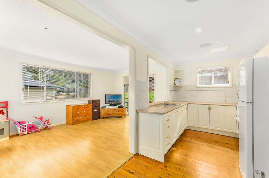 24 Bright Parade, Dapto NSW 2530, Dapto - Thumbnail 3