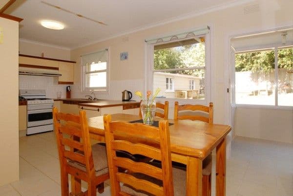 23 Harcourt Avenue, FRANKSTON SOUTH VIC 3199, Frankston South - Thumbnail 3