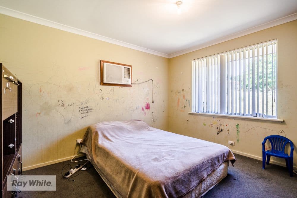 71 Butterworth Avenue, Koondoola WA 6064, Koondoola - Thumbnail 5