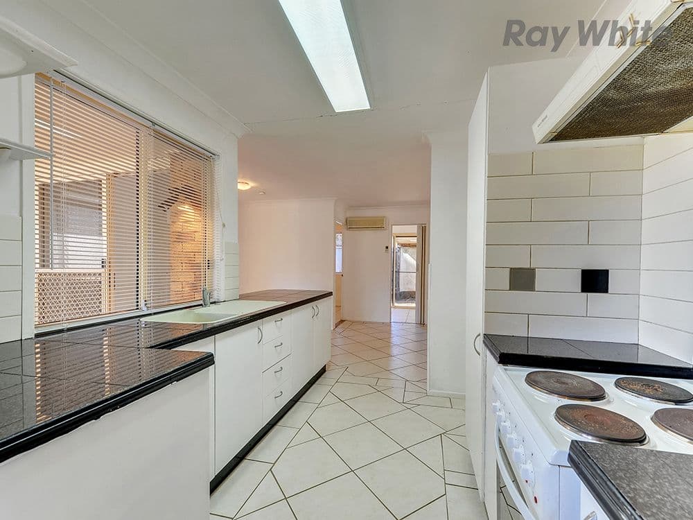 9 Branxton Court, Redbank Plains QLD 4301, Redbank Plains - Thumbnail 7