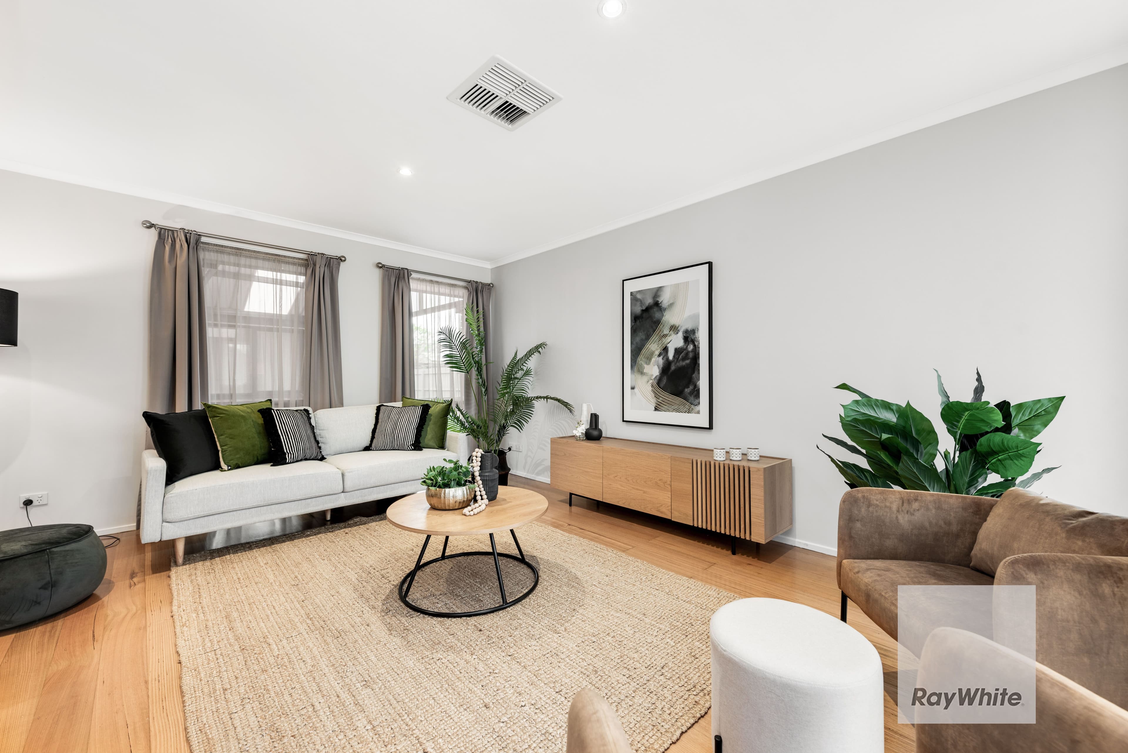 15 Larissa Avenue, Tullamarine VIC 3043, Tullamarine - Thumbnail 3