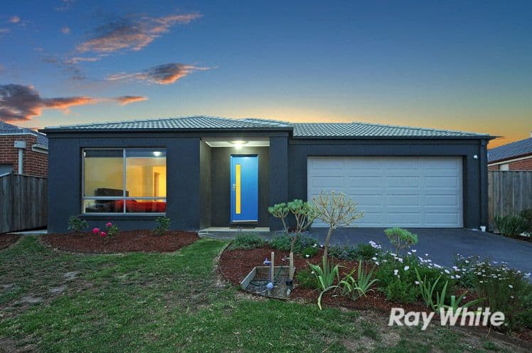 9 Dalton Way, Cranbourne East VIC 3977, Cranbourne East - Thumbnail 2
