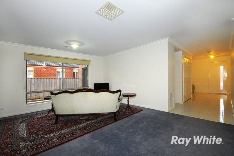 9 Dalton Way, Cranbourne East VIC 3977, Cranbourne East - Thumbnail 5