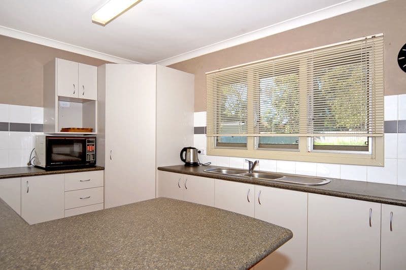 24 Balfour Road, SWAN VIEW WA 6056, Swan View - Thumbnail 6