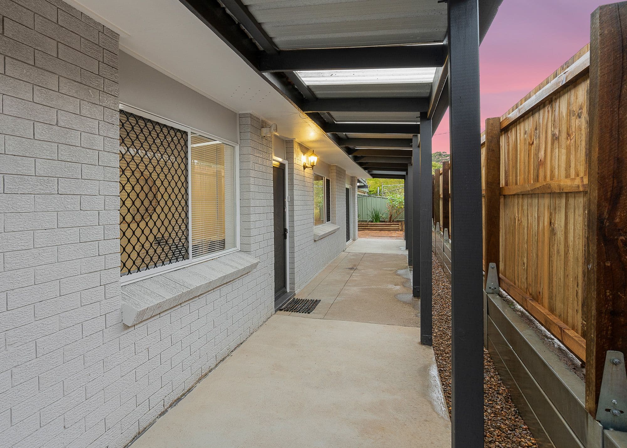 16 Ariel Avenue, Kingston QLD 4114, Kingston - Thumbnail 3