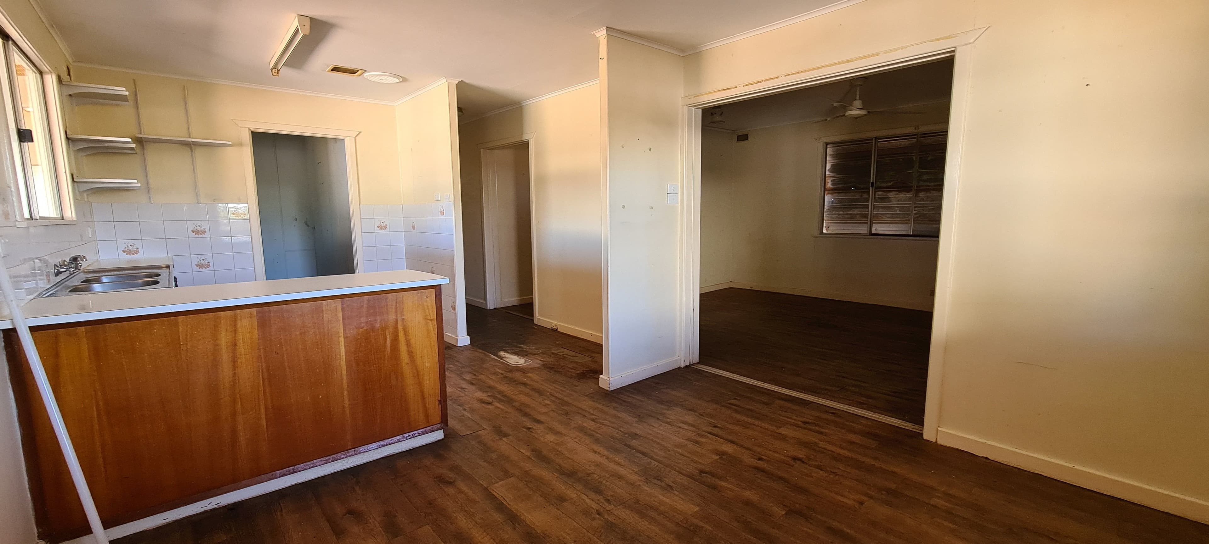 4 Morrell Court East, Carnarvon WA 6701, Carnarvon - Thumbnail 2