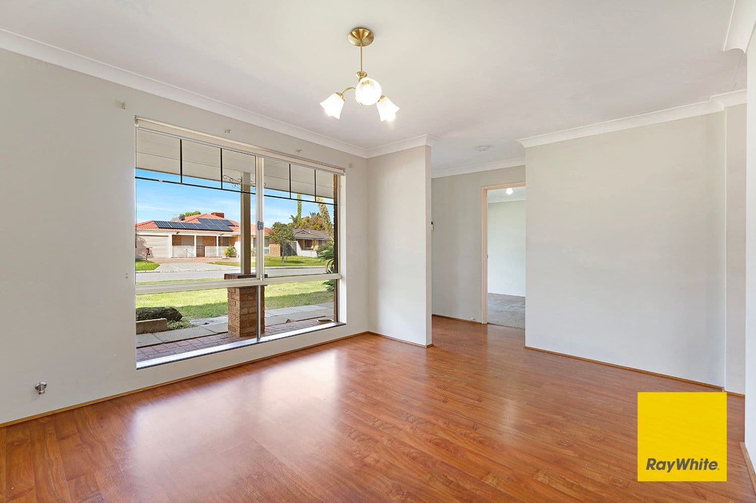 11 Mackay Crescent, Gosnells WA 6110, Gosnells - Thumbnail 2