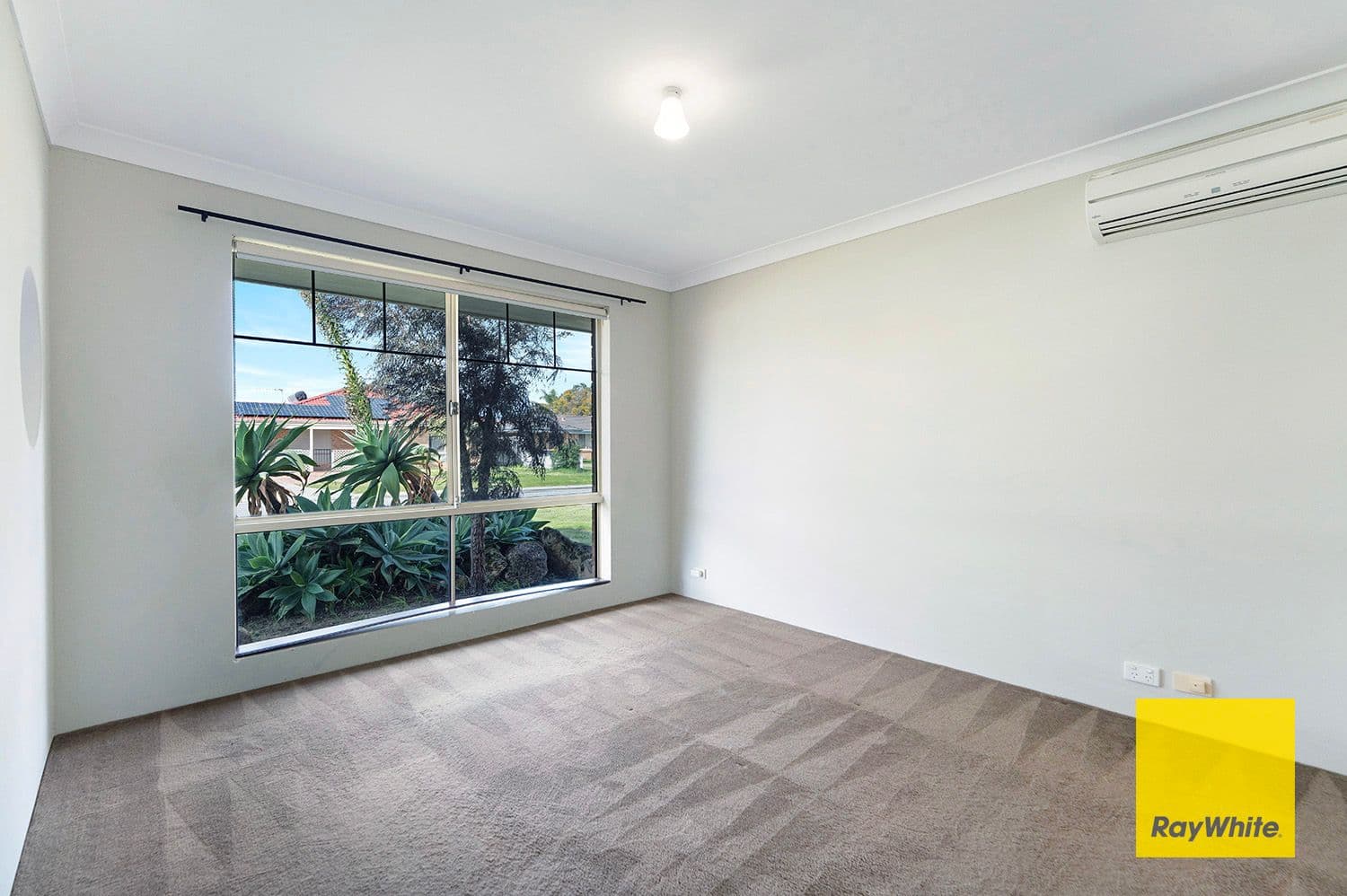 11 Mackay Crescent, Gosnells WA 6110, Gosnells - Thumbnail 7