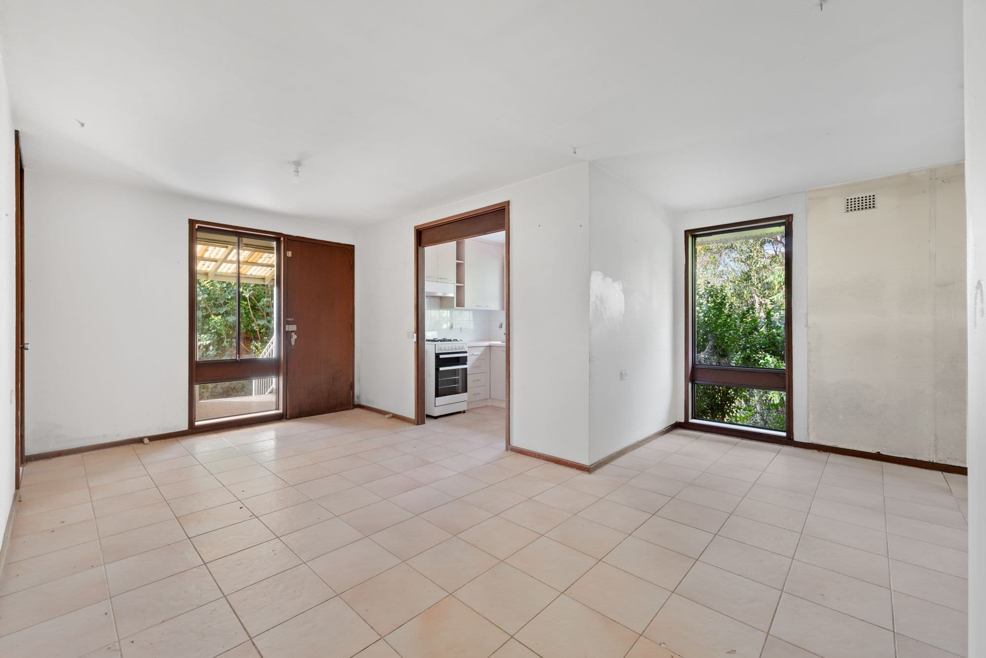 6 Foxlow Place, Airds NSW 2560, Airds - Thumbnail 3