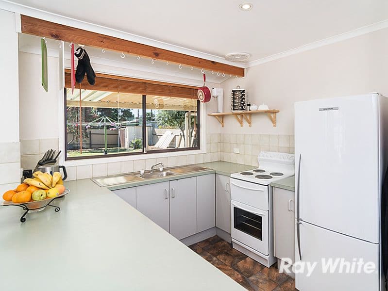 7 Carr Street, Mount Barker SA 5251, Mount Barker - Thumbnail 2