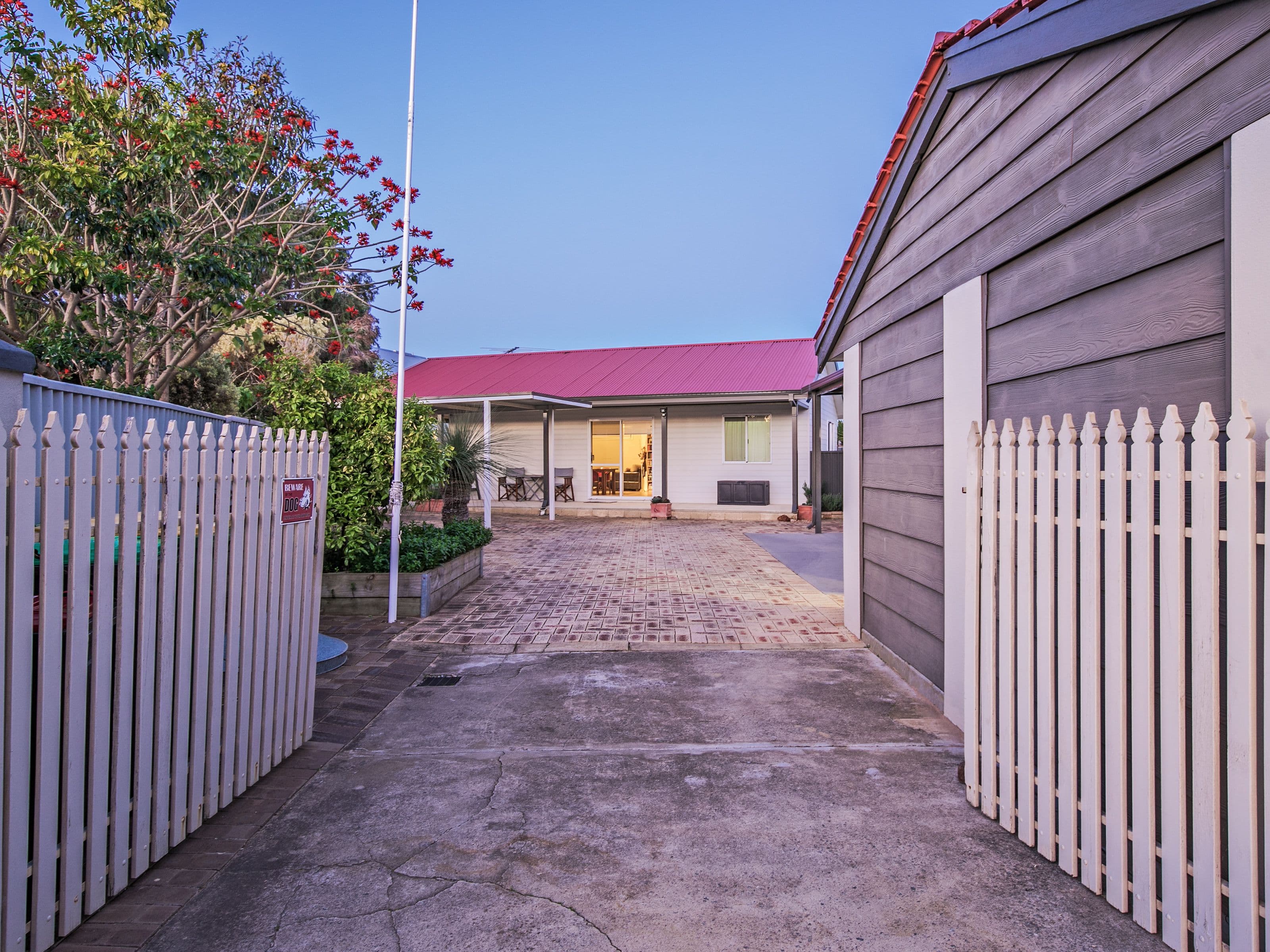 24 Hartland Way, Warnbro WA 6169, Warnbro - Thumbnail 2