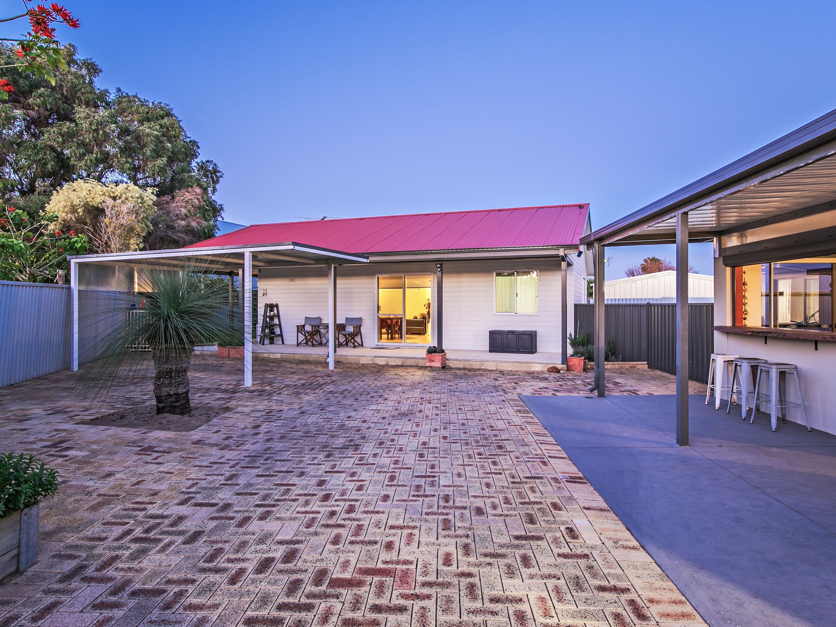 24 Hartland Way, Warnbro WA 6169, Warnbro - Thumbnail 4