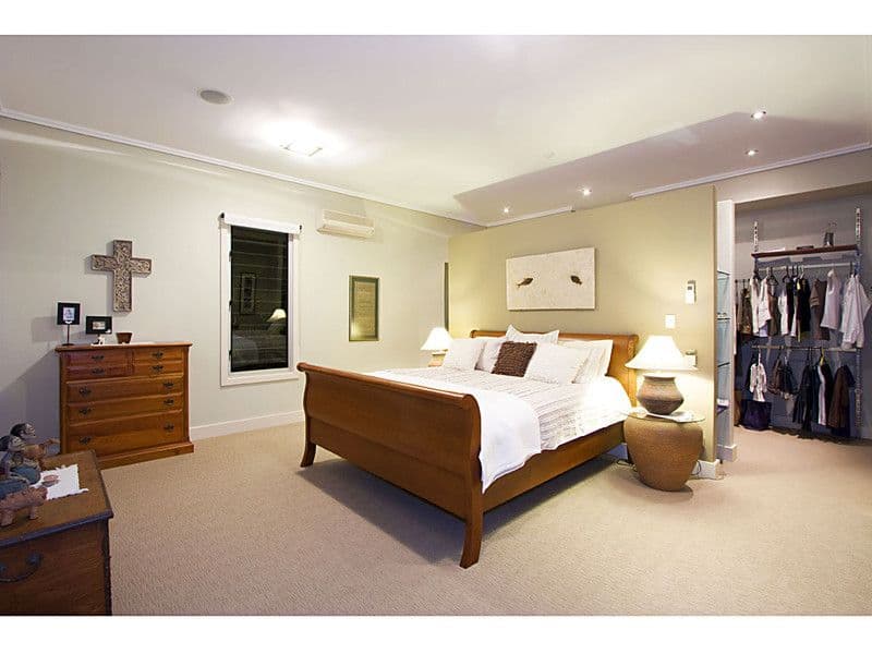 23 Acanthus Avenue, BURLEIGH HEADS QLD 4220, Burleigh Heads - Thumbnail 7