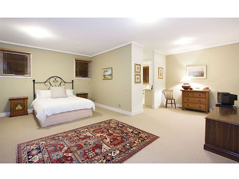 23 Acanthus Avenue, BURLEIGH HEADS QLD 4220, Burleigh Heads - Thumbnail 8