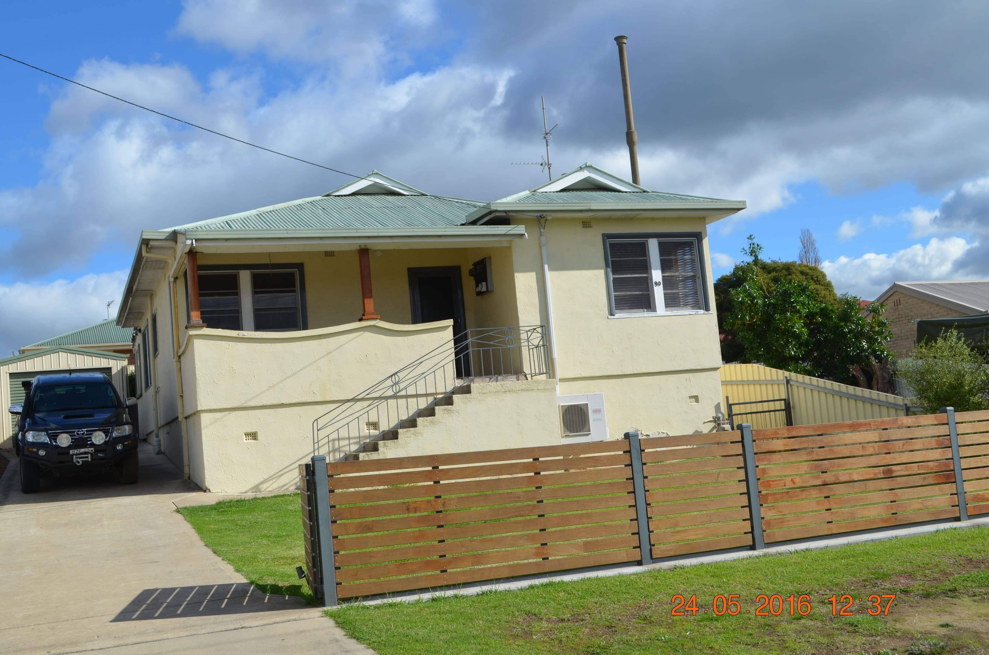 89 Russell Street, Tumut - Image 1