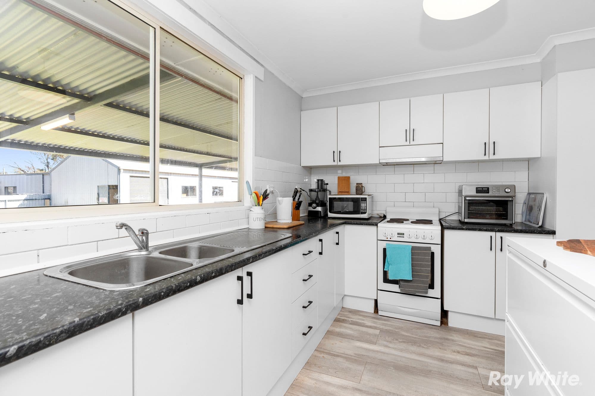 6-8 Bruce Street South, Coolamon NSW 2701, Coolamon - Thumbnail 7