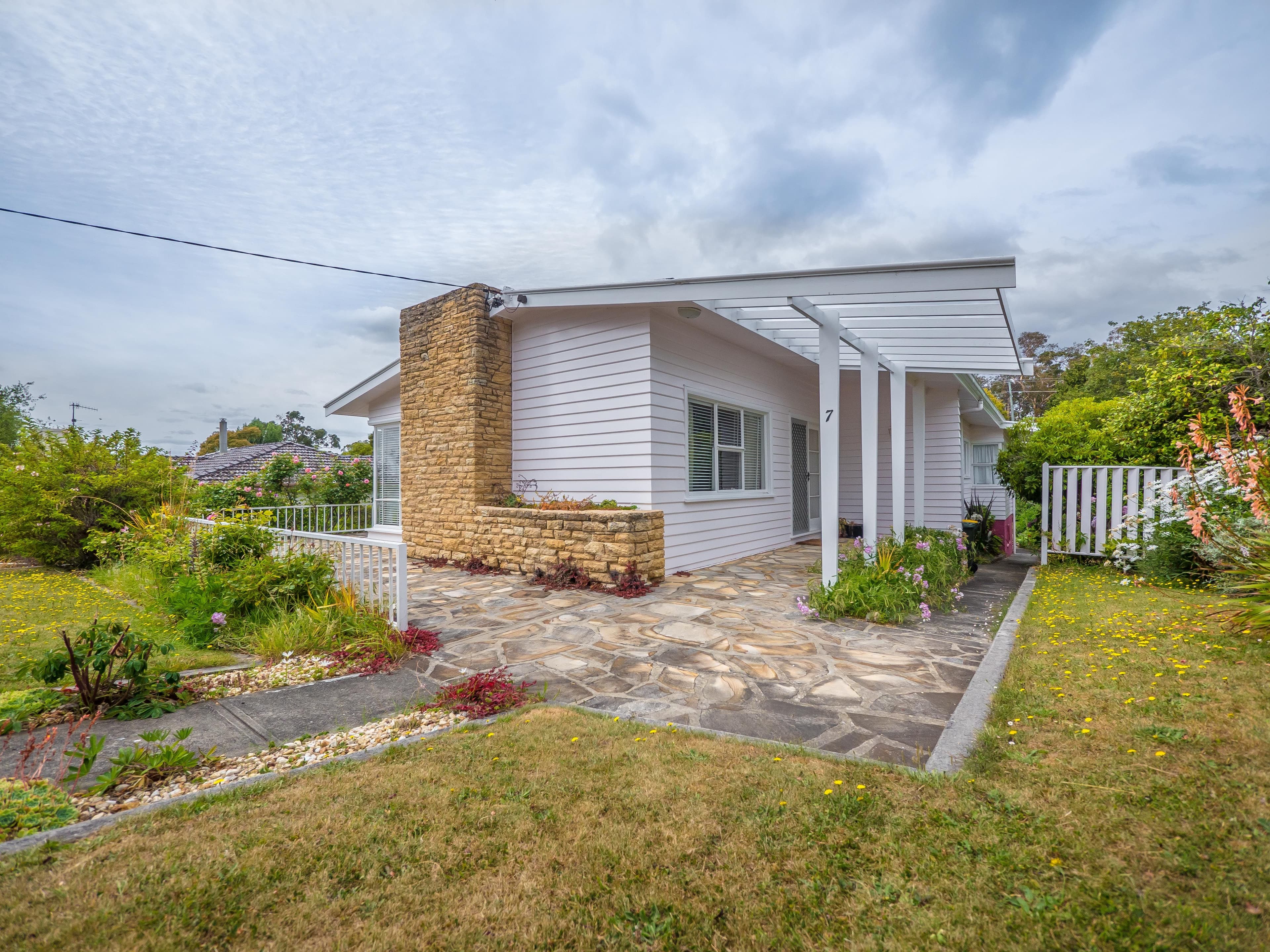 7 Kelvedon Avenue, Taroona TAS 7053, Taroona - Image 1