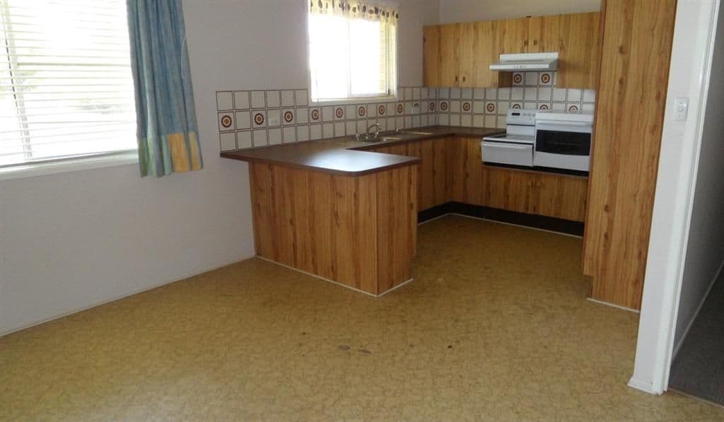 11 Winstanley Court, NEWTOWN QLD 4350, Newtown - Thumbnail 2