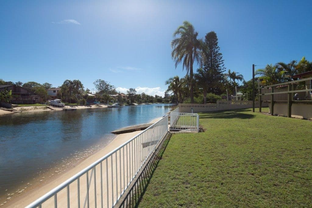 23 Park Avenue, BROADBEACH WATERS QLD 4218, Broadbeach Waters - Thumbnail 3
