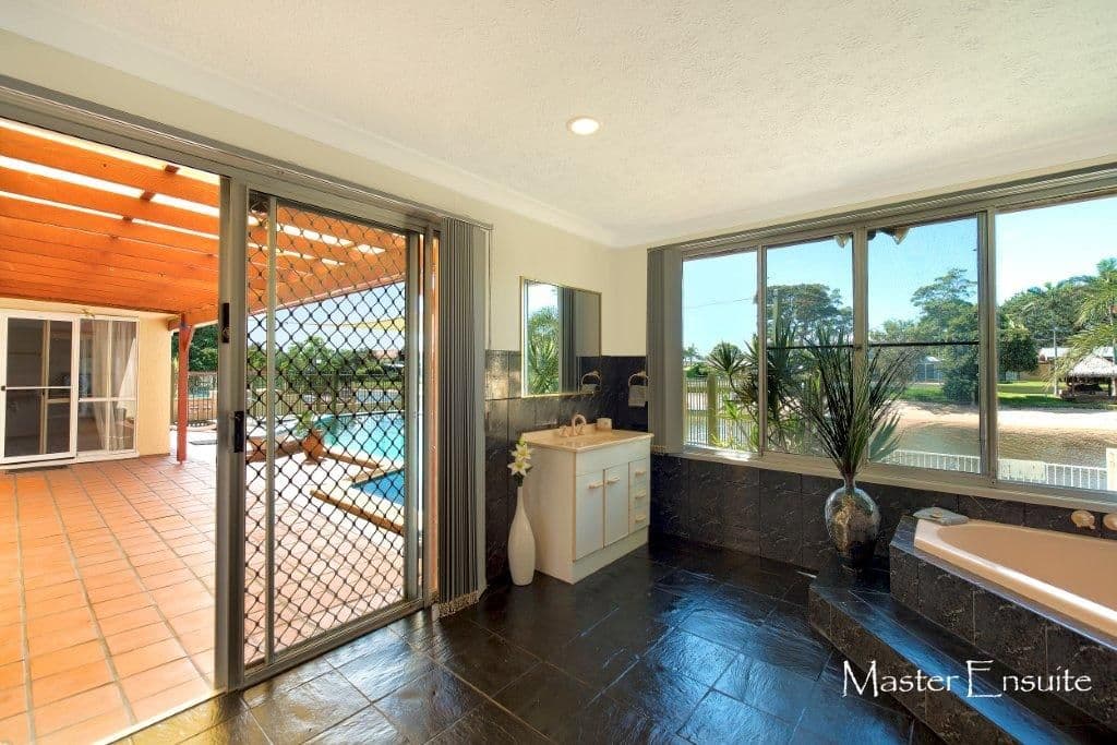 23 Park Avenue, BROADBEACH WATERS QLD 4218, Broadbeach Waters - Thumbnail 8