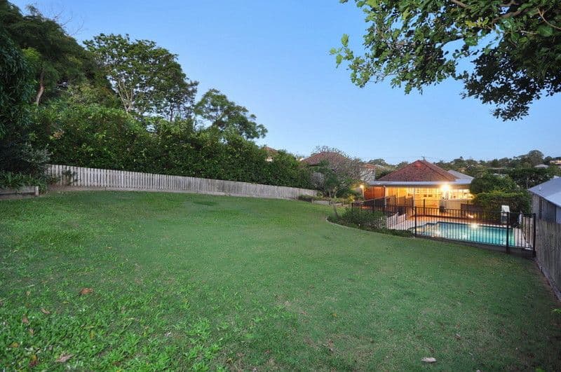 58 Hipwood Avenue, COORPAROO QLD 4151, Coorparoo - Thumbnail 3