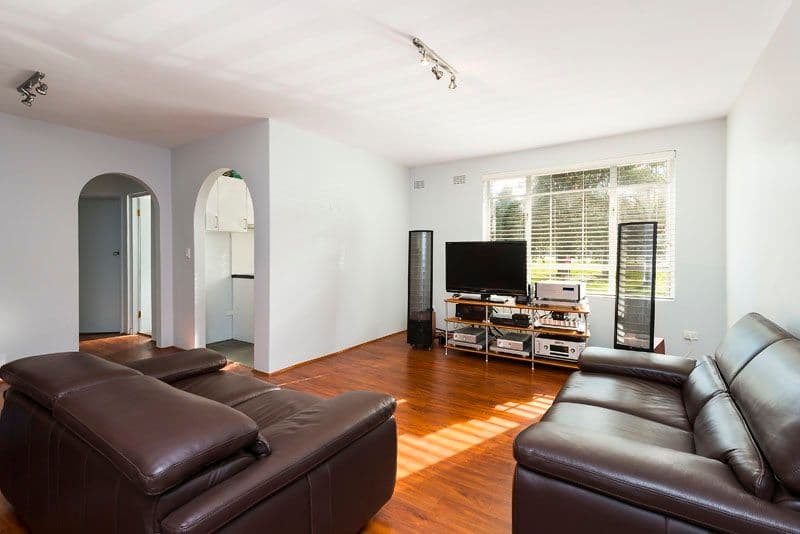 30 Murray Avenue, Numurkah, Numurkah - Image 1