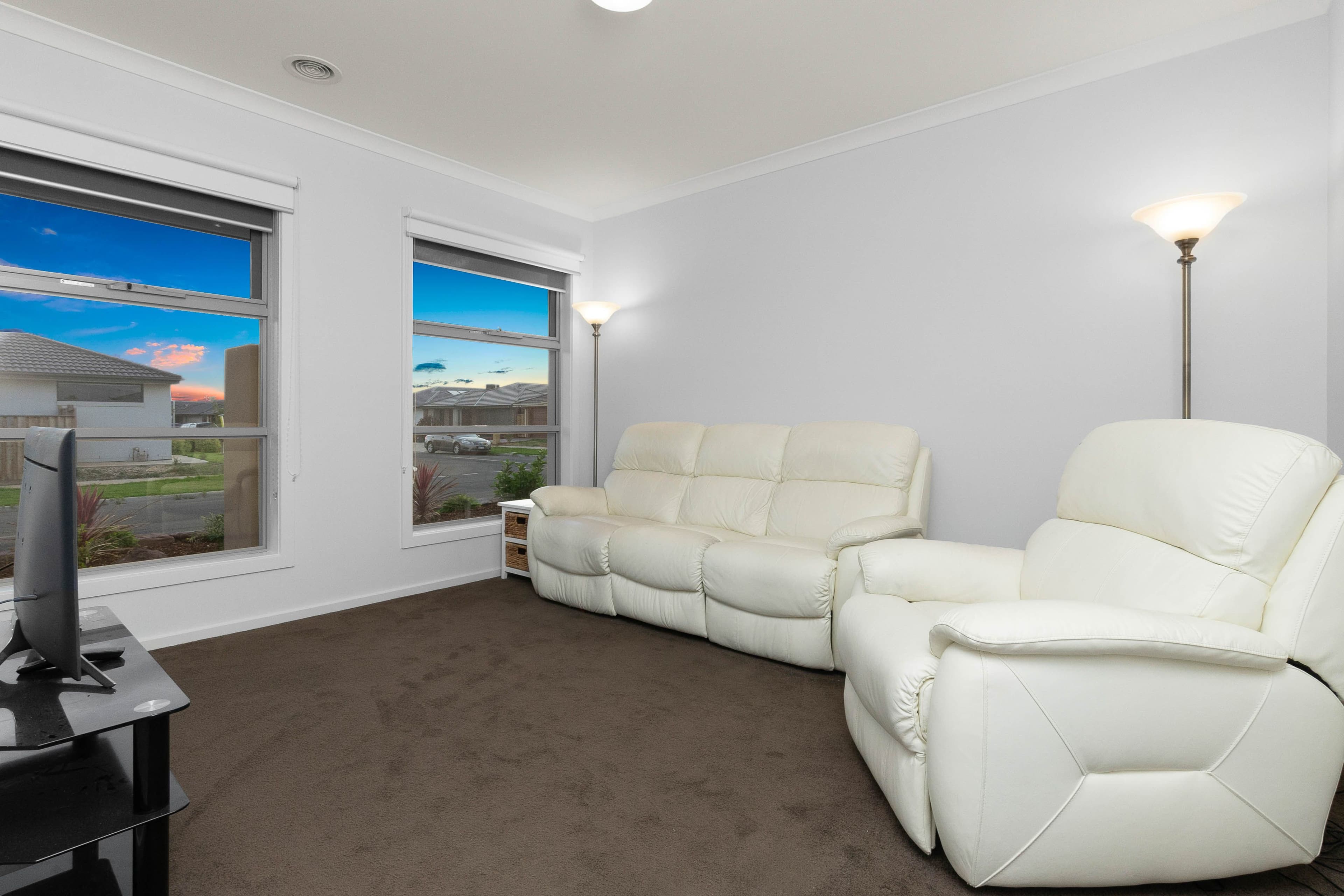 16 Elgata Way, Werribee VIC 3030, Werribee - Thumbnail 3