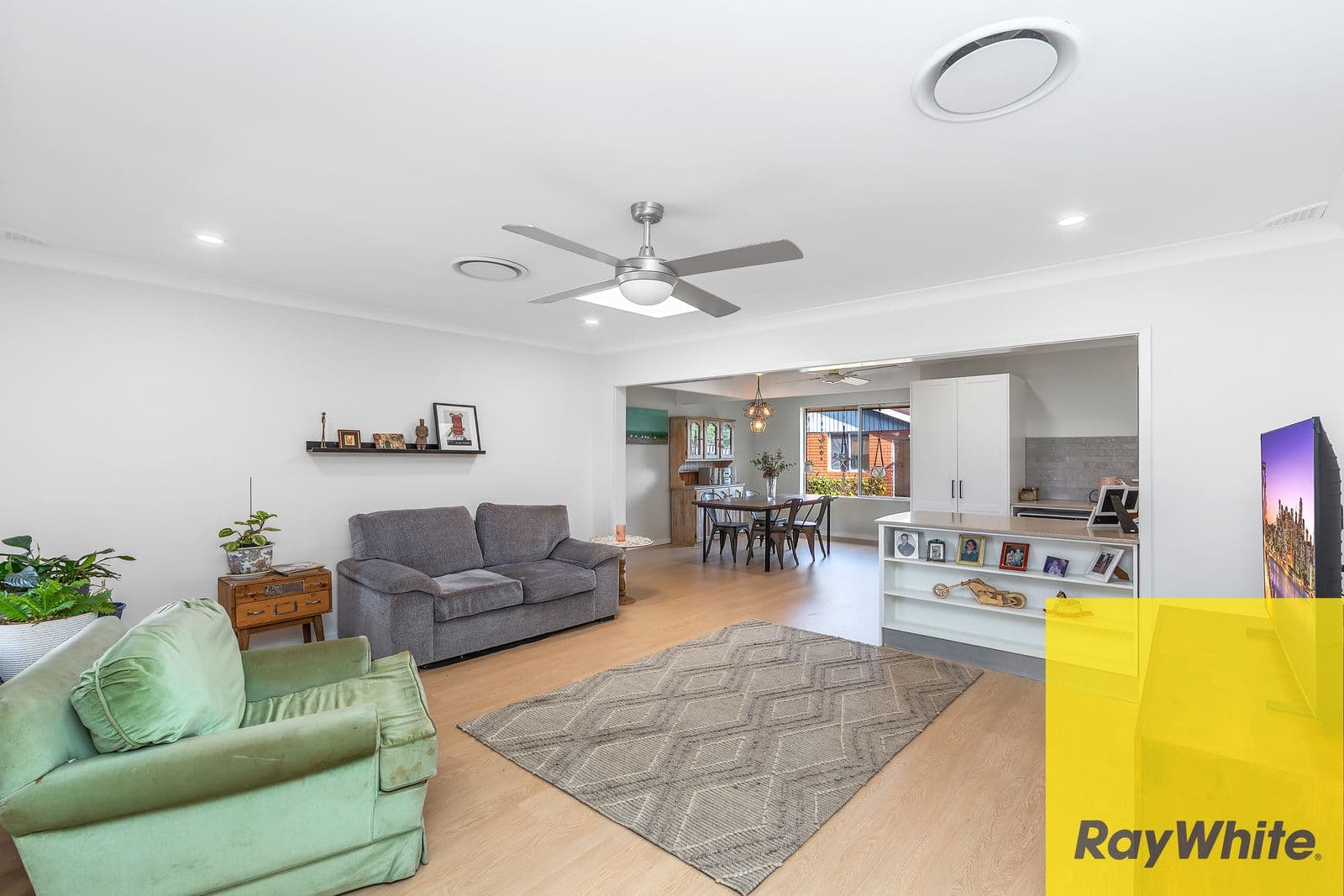18 Veron Road, Umina Beach NSW 2257, Umina Beach - Thumbnail 2