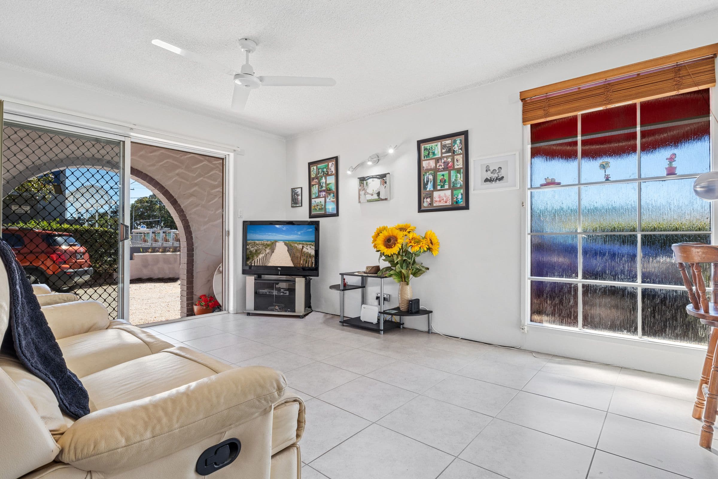 2118 Gold Coast Highway, Miami QLD 4220, Miami - Thumbnail 2