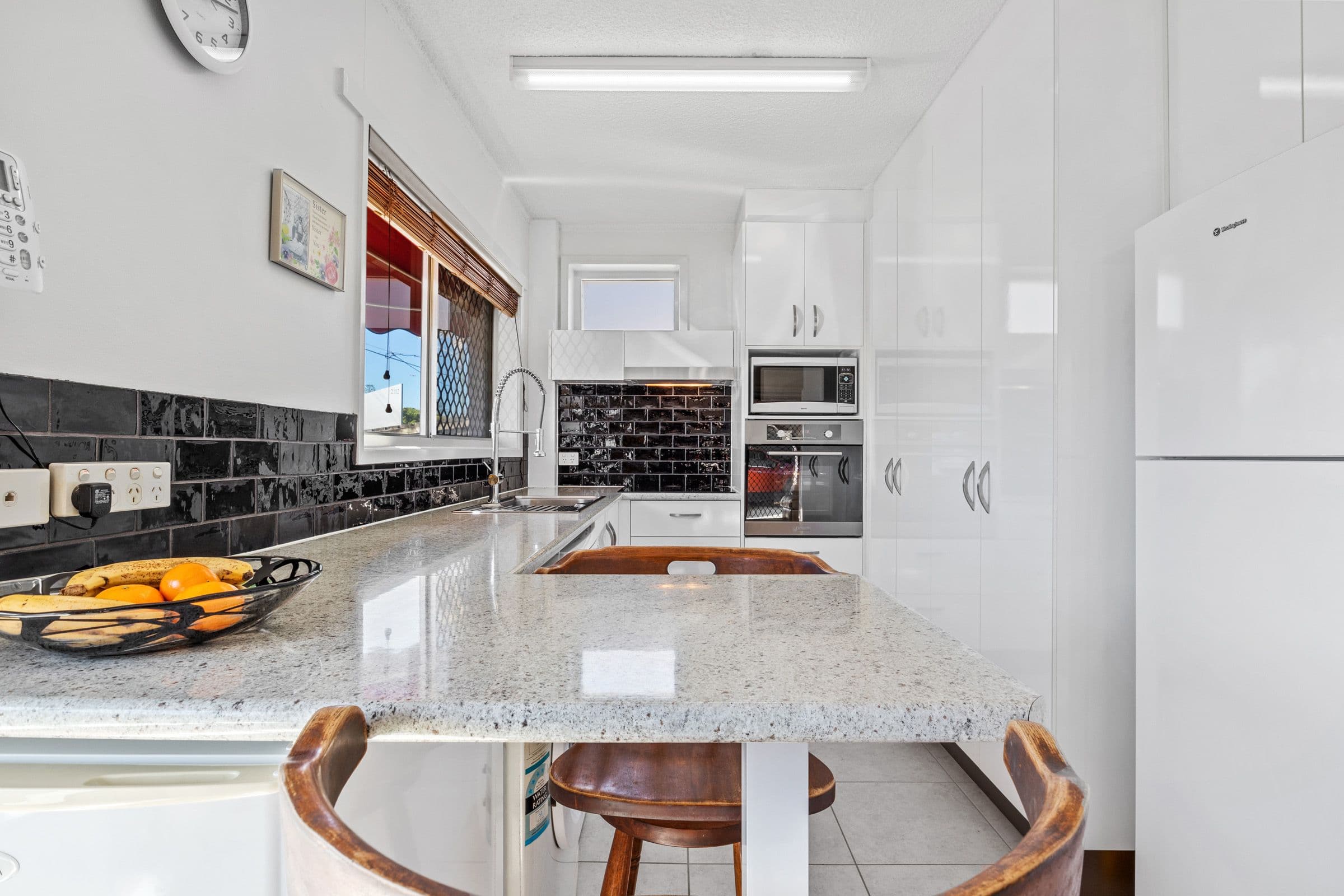 2118 Gold Coast Highway, Miami QLD 4220, Miami - Thumbnail 3
