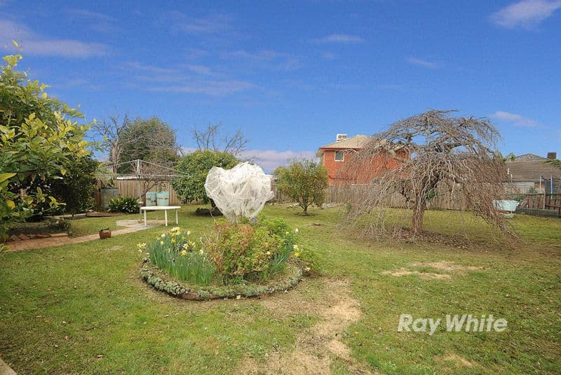 8 Bunnett Road, KNOXFIELD VIC 3180, Knoxfield - Thumbnail 4