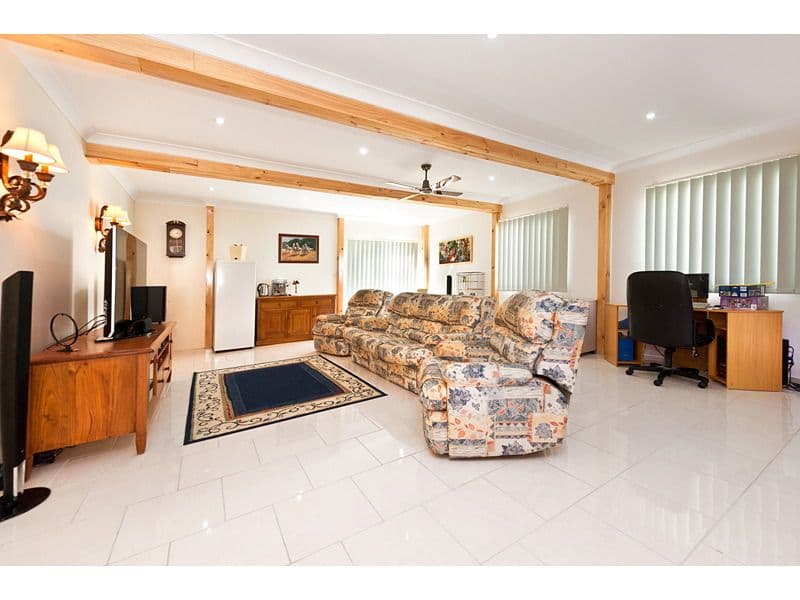 89 Bennett Street, BERSERKER QLD 4701, Berserker - Thumbnail 2