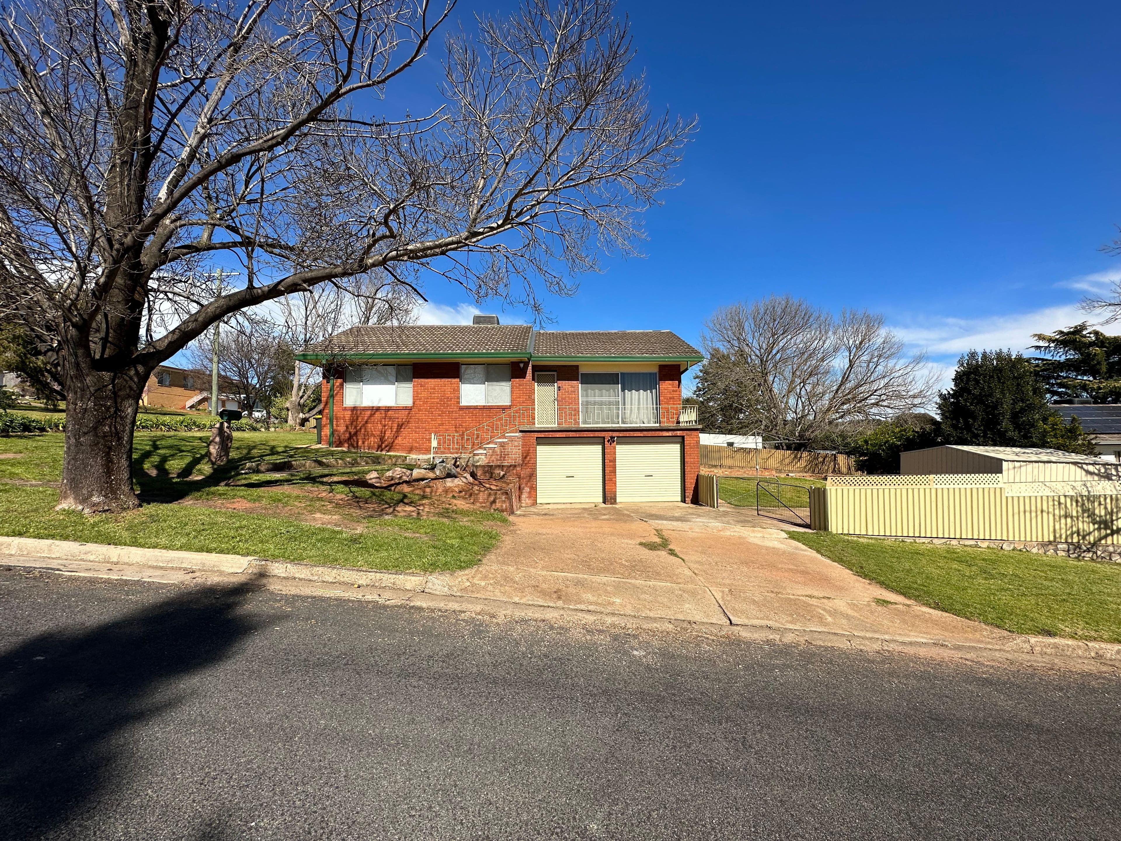 1 Milong Street, Young NSW 2594, Young - Thumbnail 2