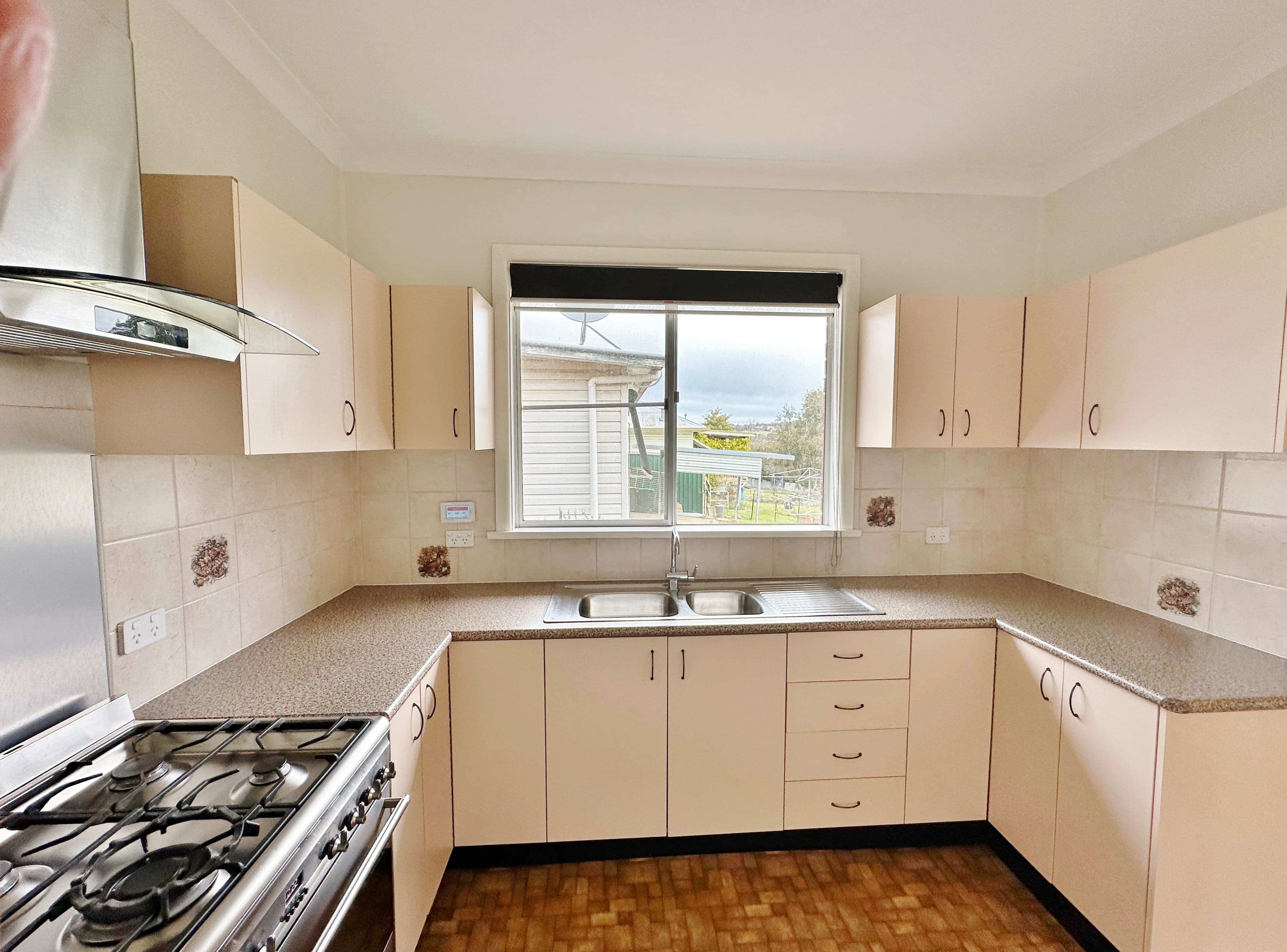 1 Milong Street, Young NSW 2594, Young - Thumbnail 8