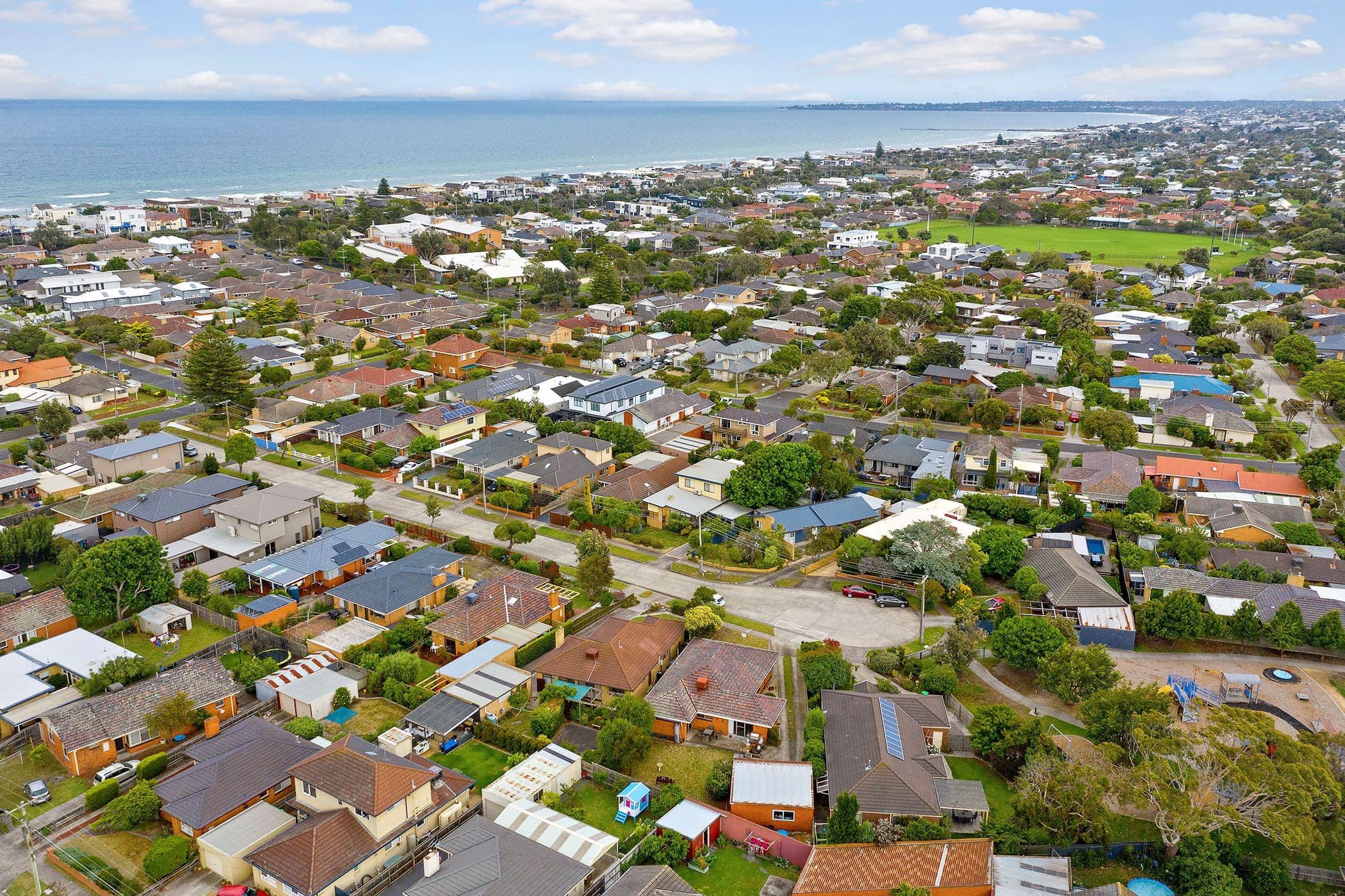 16 Tarlee Court, Aspendale VIC 3195, Aspendale - Thumbnail 2
