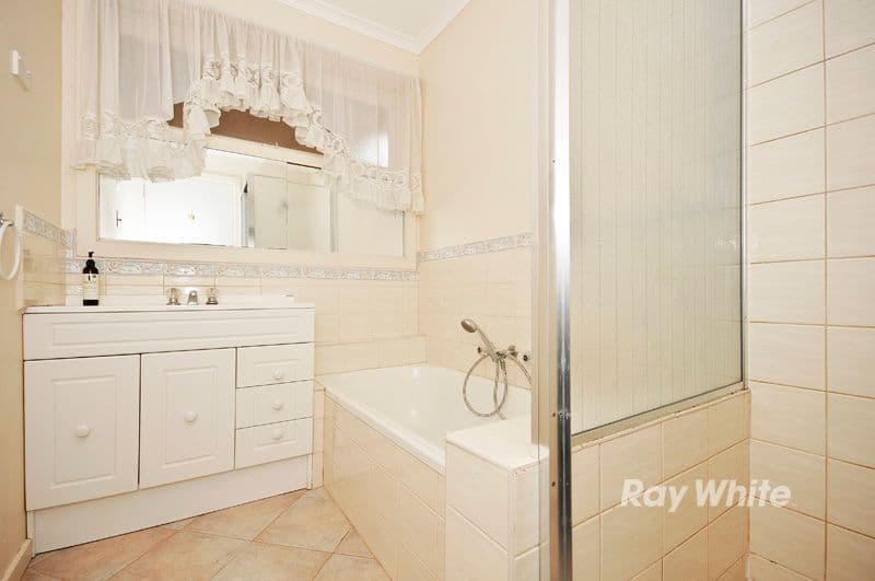 41 Mowbray Drive, WANTIRNA SOUTH VIC 3152, Wantirna South - Thumbnail 5